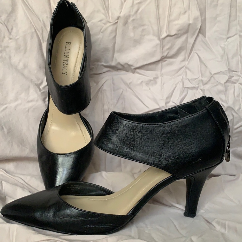 Ellen Tracy Black Ankle Strap Heels